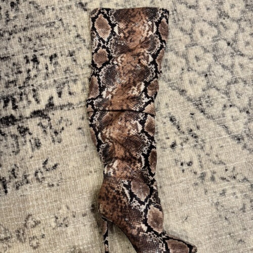 Jessica Simpson, thigh high, snake skin boot